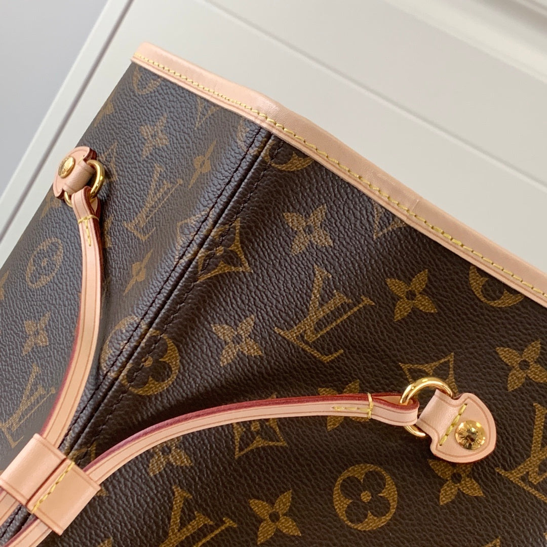 LVNEVERFULL1.6_60741328-a4a2-458d-aff0-f53526641793