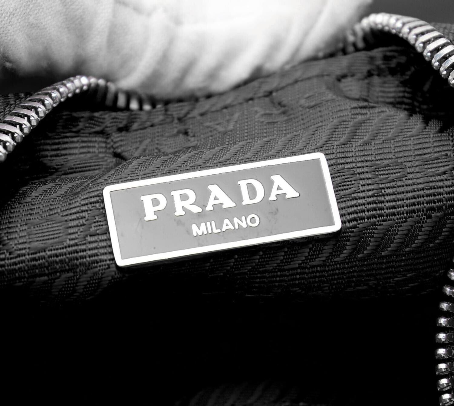 PRADA2.6_26f627b0-4447-4d66-8e51-15c9a4c68c57