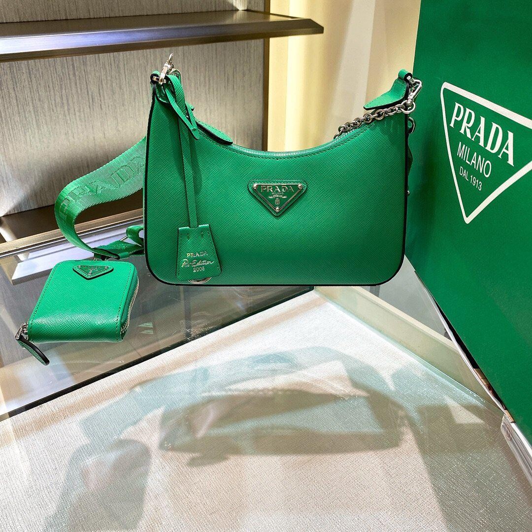 PRADA3.2_9b2b84f5-cf87-49b0-89a4-407731c05792