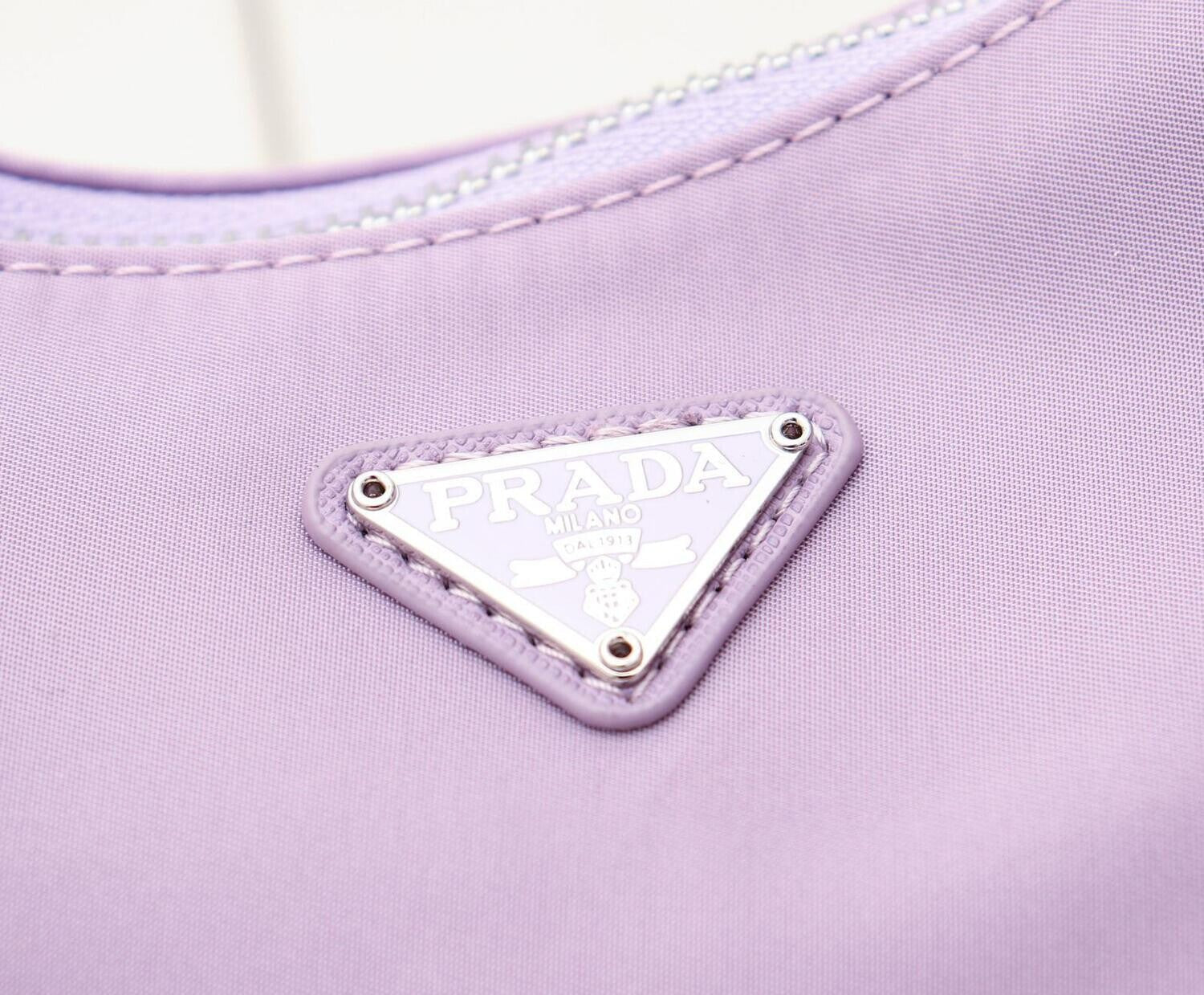 PRADA4.7_3224a6f7-f600-4fcb-8f8b-a418545da0fc