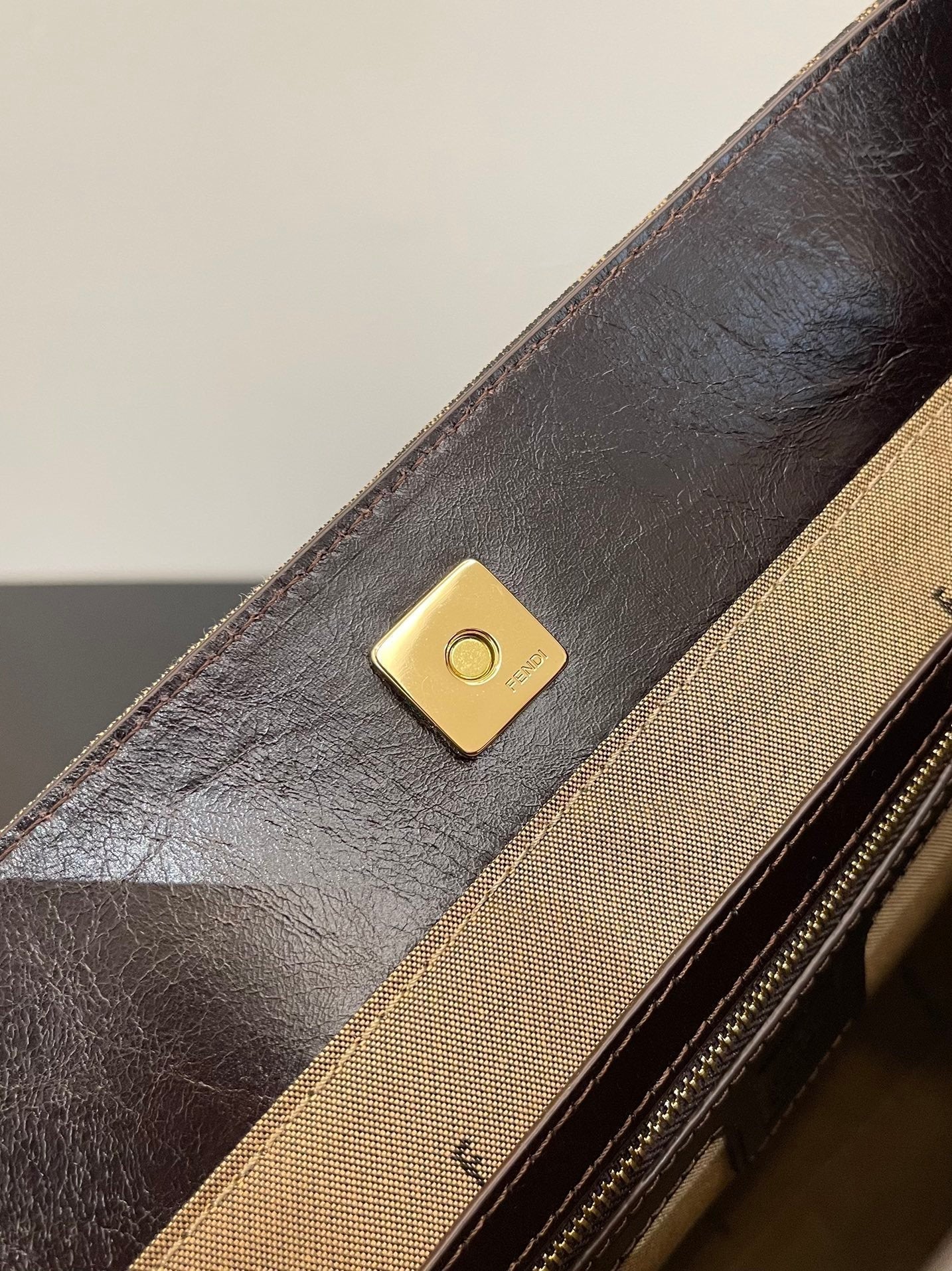 fendi1.5_db3ff2da-e392-4d2d-81f6-221f125f17ff